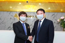 Ông Hoàng Mai Chung - Chủ tịch HĐQT, Công ty Cổ phần Tập đoàn Meey Land và Đại diện PwC Việt Nam, ông Hoàng Việt Cường - Giám đốc Mảng tư vấn Doanh nghiệp.