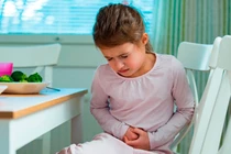 Bé 6 tuổi bị hoại tử ruột, sốc nhiễm trùng nhiễm độc do bị táo bón kéo dài 