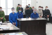 Giúp bạn đánh chết người, cô gái lĩnh 18 năm tù đúng ngày 8/3