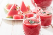 Dưa hấu tốt cho người bị sỏi mật