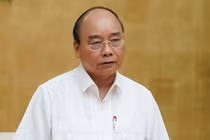 Thủ tướng: 'Tiếp tục mở đường bay quốc tế có kiểm soát'