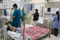 Số người uống thuốc độc tự tử tăng đột biến