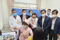 Hình ảnh 6 tình nguyện viên tiêm thử nghiệm vaccine Covivac phòng Covid-19 của Việt Nam