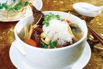 Chim sẻ hầm chữa vô sinh