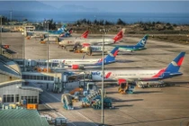 Bỏ giá trần vé máy bay: Nỗi lo doanh nghiệp ngầm “bắt tay” tăng giá