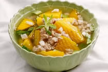  Ngan hầm bí đỏ trị đau đầu