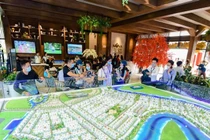 Đầu tư dài hạn đang trở thành lựa chọn của các nhà đầu tư trong bối cảnh nền kinh tế còn tiềm ẩn nhiều rủi ro.