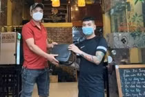 Nghệ An: Chủ quán cơm lên mạng tìm và trả lại gần 1 tỷ đồng cho khách bỏ quên
