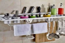 Cẩn thận với dụng cụ nhà bếp