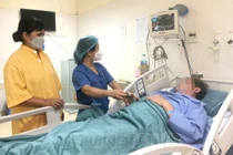 Nguy kịch suýt mất mạng vì 1 vết ong đốt