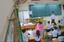 Cô giáo tại TP.HCM đánh, mắng chửi hàng loạt học sinh trong lớp