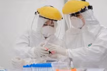 Bí thư Vương Đình Huệ: Mua vắc xin cho toàn bộ người dân Hà Nội