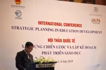 Thứ trưởng Bộ GD&ĐT: Câu hỏi đầu tiên luôn là: "Điều gì tốt nhất cho học sinh?"