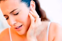 Nuốt nước bọt có tiếng lục bục