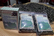 Trà lá sen, cam thảo và hoa cúc