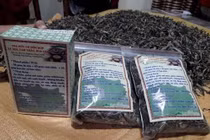 Trà lá sen, cam thảo và hoa cúc