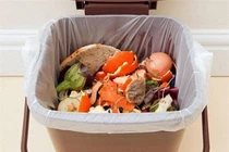 Để thùng rác không hôi