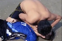 Trung úy cảnh sát cứu người đuối nước được thăng cấp đại úy