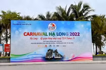 Quảng Ninh thu hồi nhiều biển quảng cáo Carnaval Hạ Long 2022