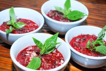 Hiểm họa tiềm tàng từ món ăn lấy may ngày Tết