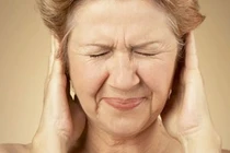 Gẫy cổ xương đùi vì chủ quan với chóng mặt 