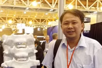 Đau thắt lưng khi ngủ, tỉnh dậy lại hết là bệnh gì?