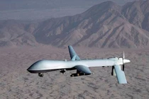 Choáng: Nghi vấn Iran đã hoàn thiện công nghệ "bắt sống" UAV của Mỹ ?