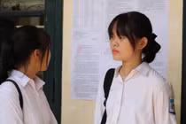 Thí sinh Hà Nội thoải mái bước vào ngày thi thứ hai thi tuyển lớp 10 công lập