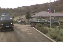 Nga đã đưa 1.100 binh sĩ, hàng trăm phương tiện cơ giới đến Nagorno - Karabakh