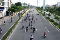 Cách phân biệt lỗi sai làn và lỗi không tuân thủ vạch kẻ đường