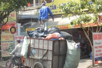 TPHCM triển khai chính sách hỗ trợ chuyển đổi phương tiện thu gom rác.