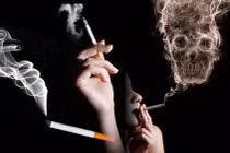 Robot truyền thông tác hại của thuốc lá