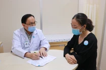 Bệnh gan mạn tính có nên tiêm ngừa văcxin Covid–19?