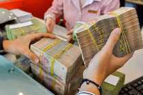 Cổ đông ngân hàng được mùa cổ tức “giấy”
