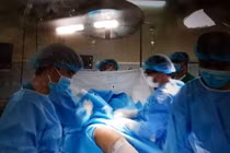 Cơ hội thay khớp háng miễn phí tại BV Quân Y 175