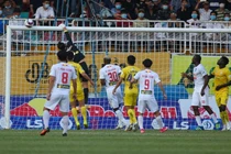 HA Gia Lai 1-0 Hà Nội: Siêu phẩm sút xa của Xuân Trường