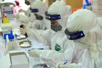 Lịch trình di chuyển phức tạp của hai ca dương tính SARS-CoV-2 mới ở Hà Nội