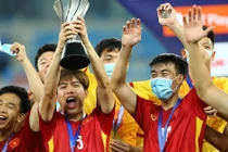 Ông Lee Young-jin làm quyền HLV trưởng U23 Việt Nam