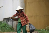 Đôi tay không được nghỉ