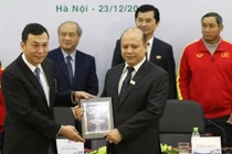 Bóng đá nữ Việt Nam nhận 100 tỷ tiền tài trợ