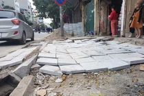 Không nên lát đá vỉa hè