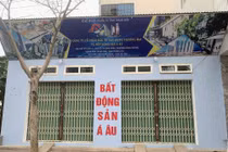 Ai bỏ độc vào rượu khiến Chi cục trưởng Chi cục thi hành án dân sự tử vong?