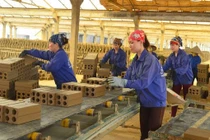 Thừa Thiên - Huế khẩn trương chi trả hỗ trợ cho người lao động mất việc làm