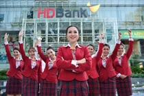 Nhiều năm qua, HDBank luôn duy trì môi trường làm việc chuyên nghiệp, áp dụng các chính sách, chế độ phúc lợi vượt trội cho CBNV.