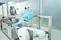  Thiếu nguyên liệu sản xuất khẩu trang y tế trước nguy cơ dịch Covid-19 bùng phát trở lại