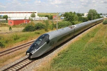 Khi nào đi đường sắt Hà Nội - Sài Gòn chỉ mất 5 giờ?