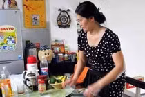 Người giúp việc bị lao