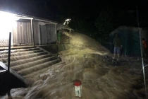 Mưa lớn suốt 24 giờ gây ngập lụt ở huyện cao nhất Nghệ An