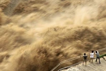 Trung Quốc thông báo 'hồng thủy số 1' ở Trường Giang