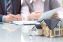 Chính phủ ban hành Nghị định 10/2022/NĐ-CP quy định về lệ phí trước bạ với 19 trường hợp. 